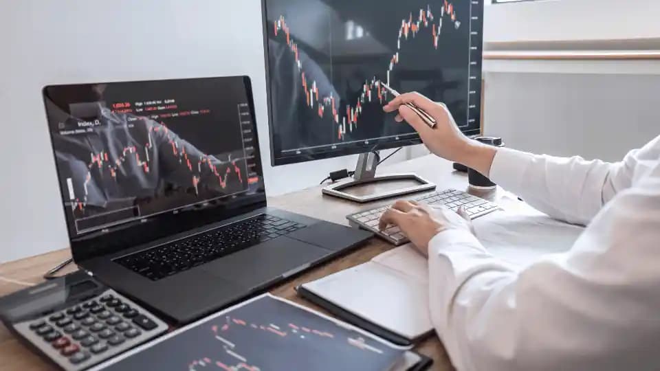 How to Create a Business Plan for Investors: Key Elements Every Startup Needs